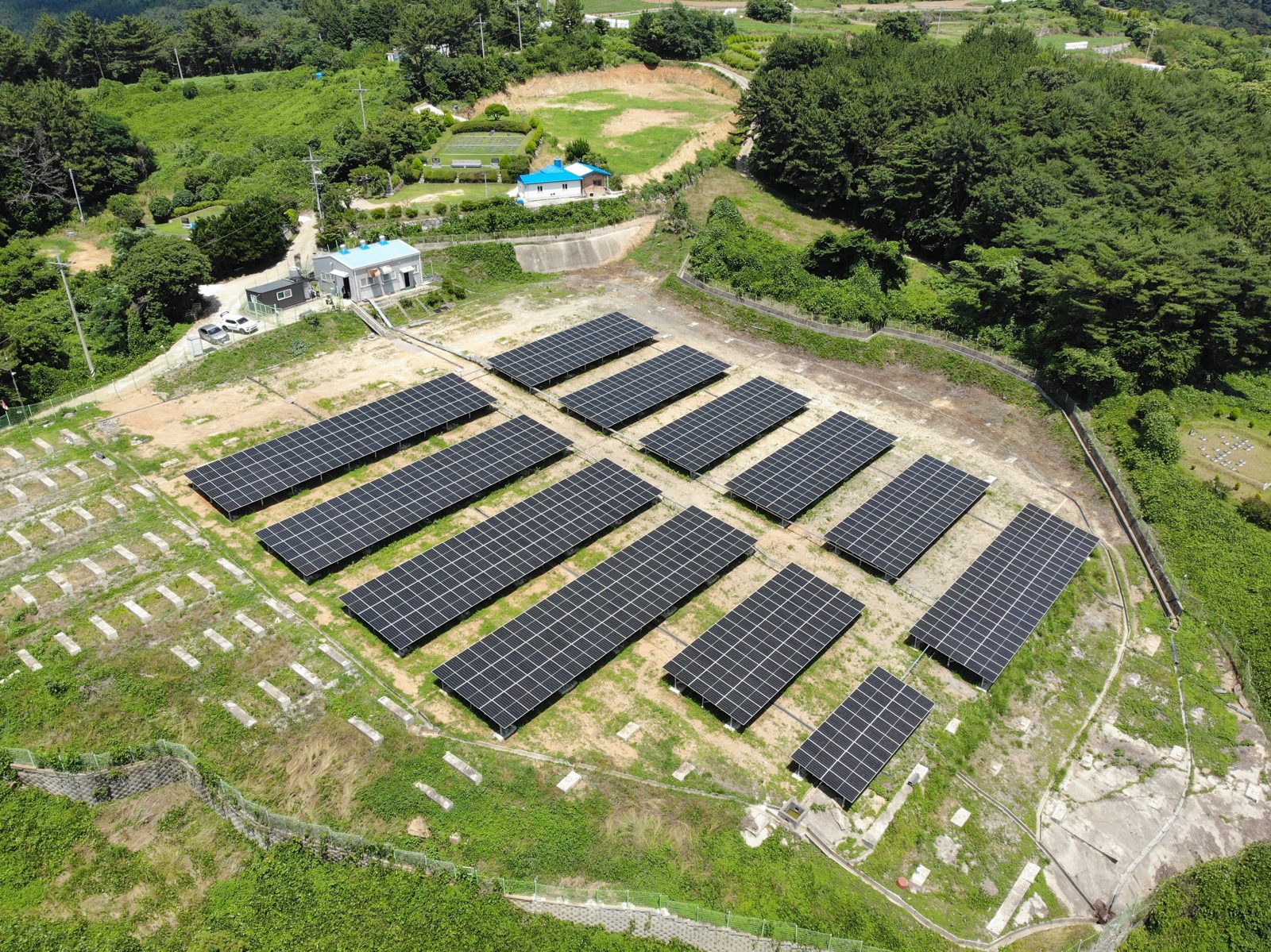 경상남도 남해 약 500kW 태양광 발전소 드론 촬영